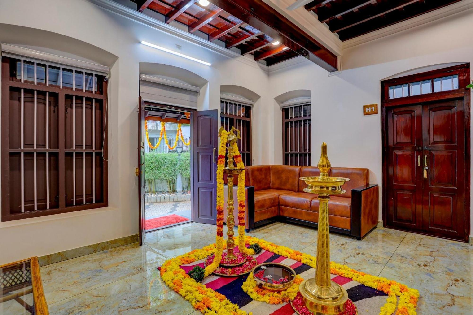 Hotel O Poptavern Heritage Kovalam Extérieur photo